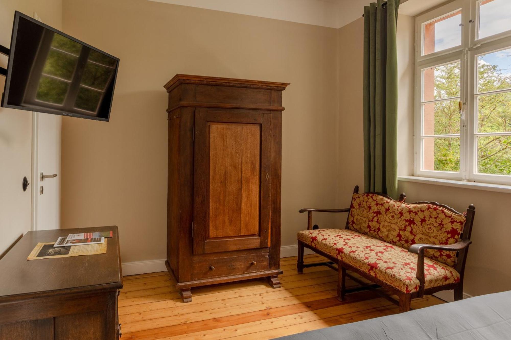 Museumsbahnhof Ahuette Hotel Uxheim Bagian luar foto